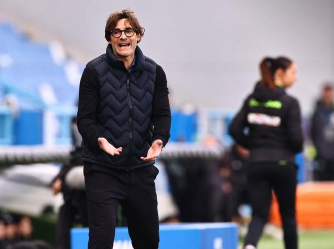 佛罗伦萨意甲前14轮后比上赛季同期少了25分,创意甲历史纪录 佛罗伦萨意甲前14轮后比上赛季同期少了25分,创意甲历史纪录