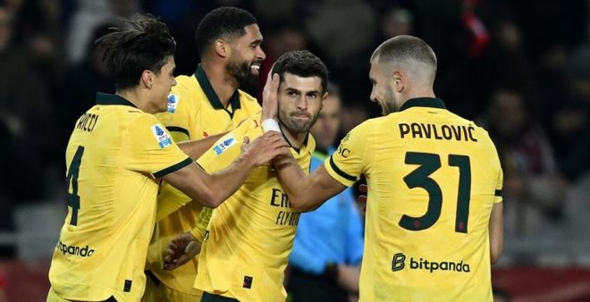 3-2！米兰连扳3球逆转 意甲13轮不败重返榜首 27岁美队双响+绝杀