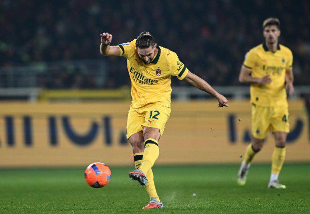 米兰让二追三回榜首,美队超级替补 米兰让二追三回榜首,美队超级替补