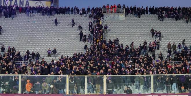 抗议球队欧协联三连败，佛罗伦萨球迷组织宣布前20分钟不入场