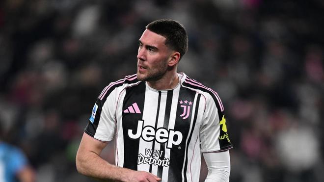 意媒：弗拉霍维奇缺席尤文圣诞晚宴，是全队唯一缺席的球员