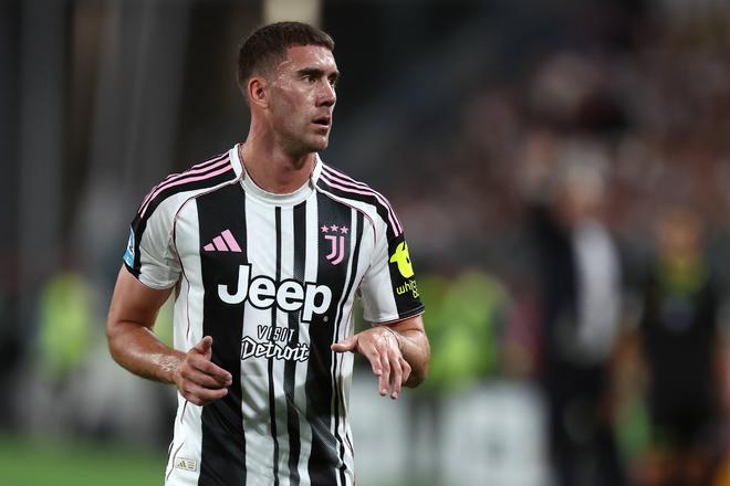 一日意甲动向：米兰想签DV9及加蒂助阿囧，国米边后卫是世界第一