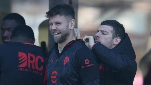 跟队：明日米兰为菲尔克鲁格提交注册申请，他将参加下轮联赛