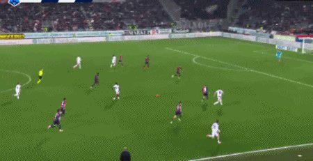 【早报】意甲新年首战，米兰小胜登顶！