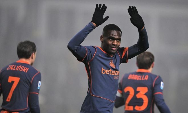 意甲夺冠热门诞生：18场狂揽42分，排名榜首，把米兰尤文挤在身后