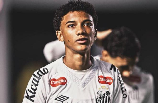 记者：国米向罗比尼奥儿子开出初步报价，但球员更倾向于留队