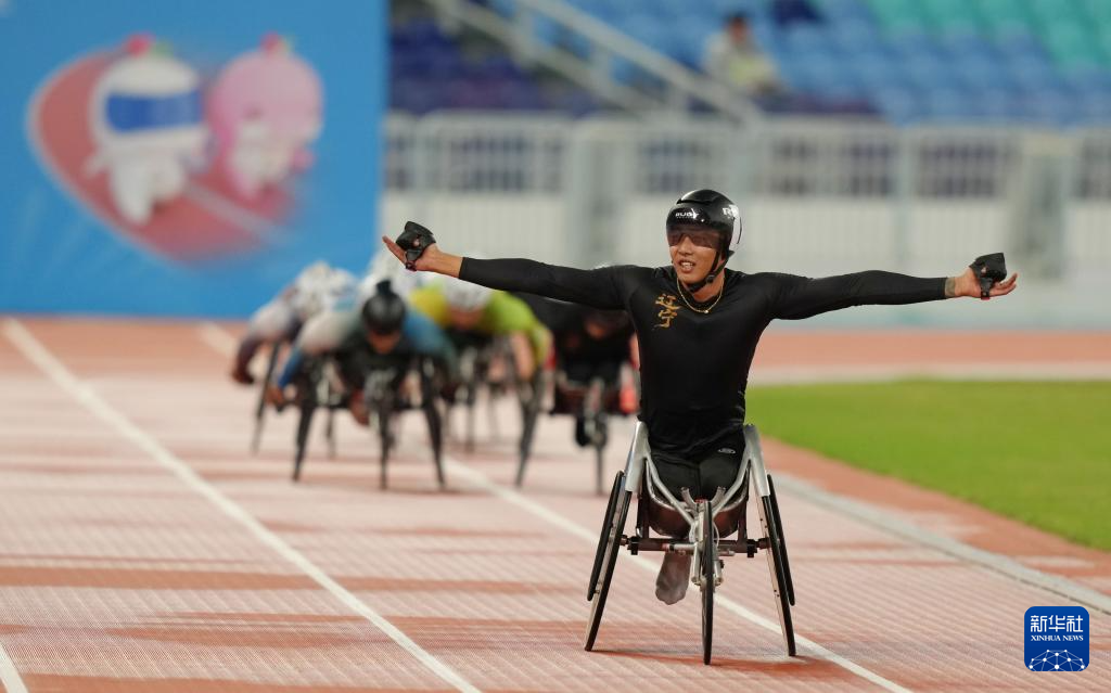 田径男子10000米T54级赛况