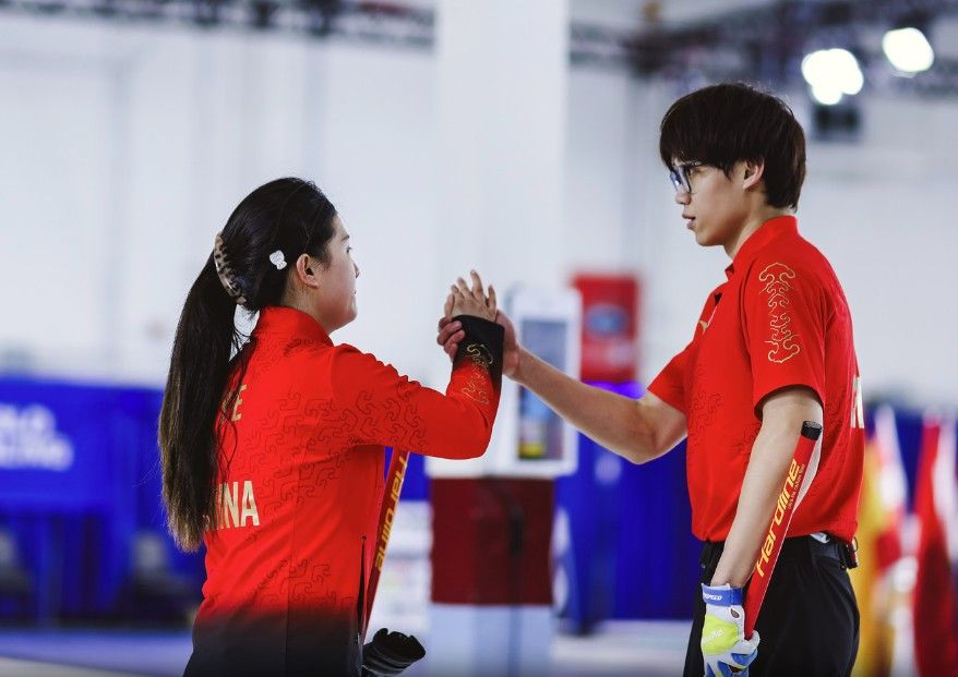 冰壶奥运落选赛：中国队混双组合四连胜