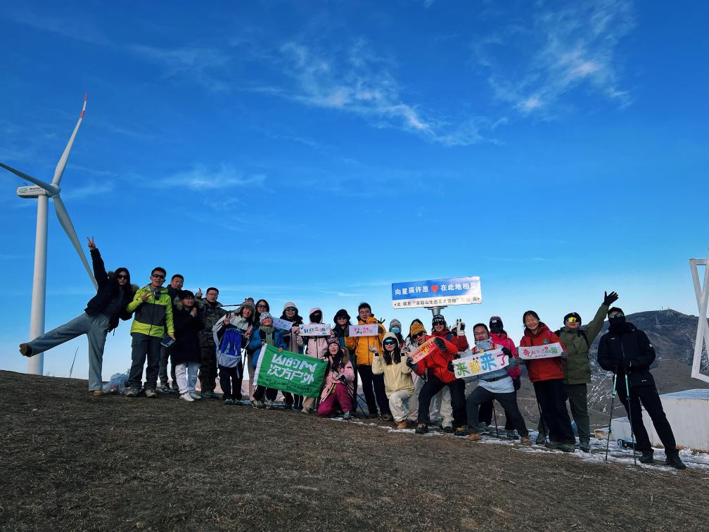 追光 | “待在没有天花板的地方”，潮流运动成为新社交语言