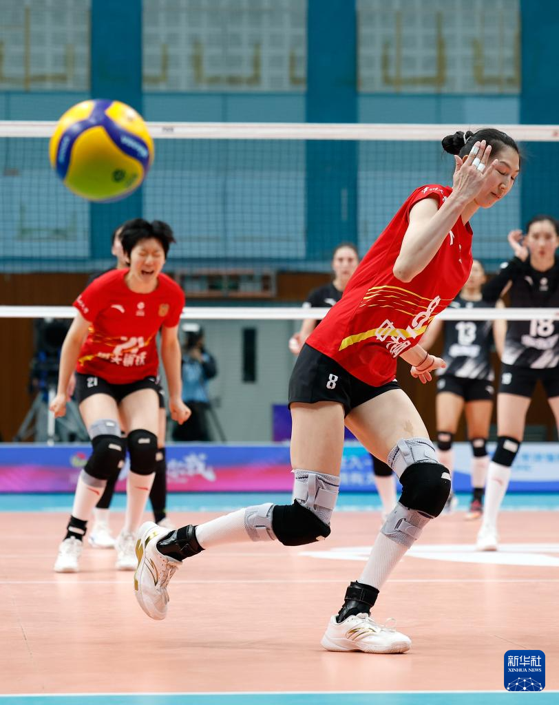 女排超级联赛：北京北冰洋不敌江苏中天钢铁