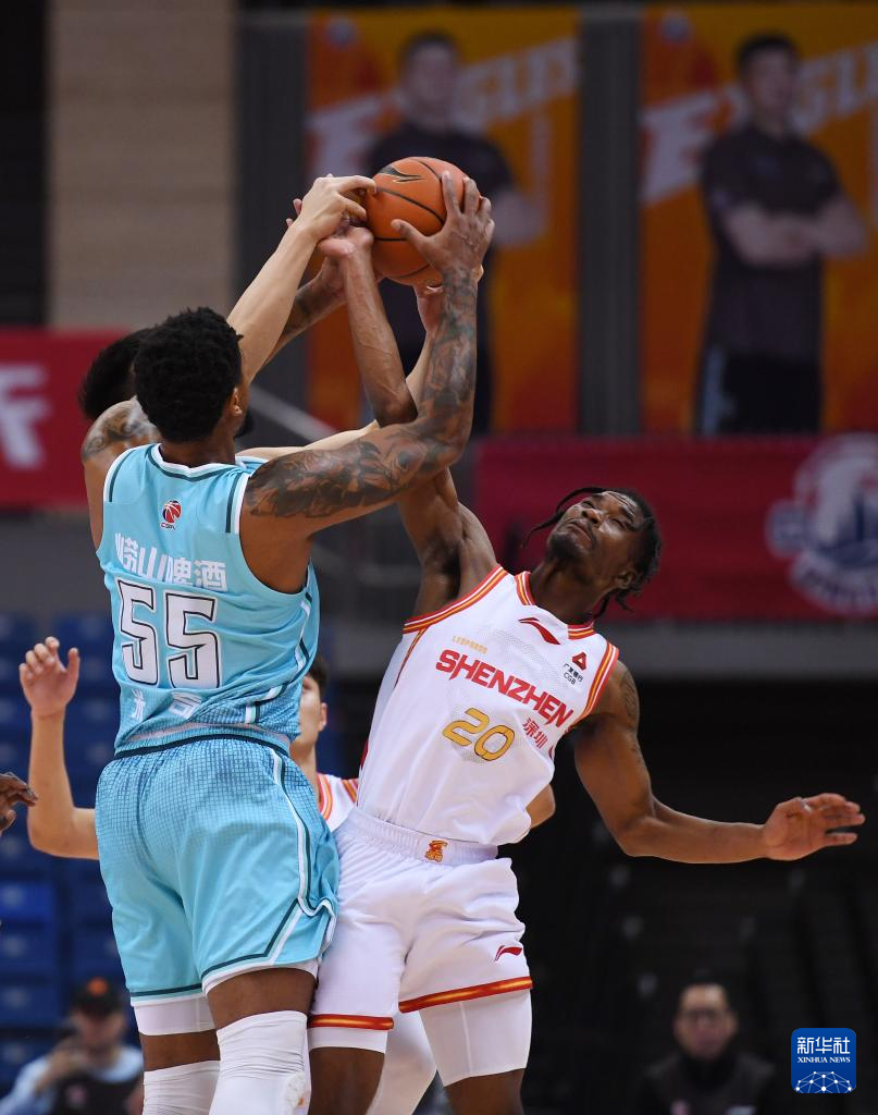 CBA常规赛：深圳马可波罗胜青岛崂山啤酒