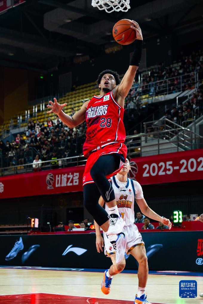 CBA常规赛：广州朗肽海本战胜四川丰谷酒业