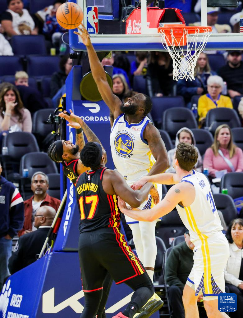 NBA常规赛：勇士不敌老鹰