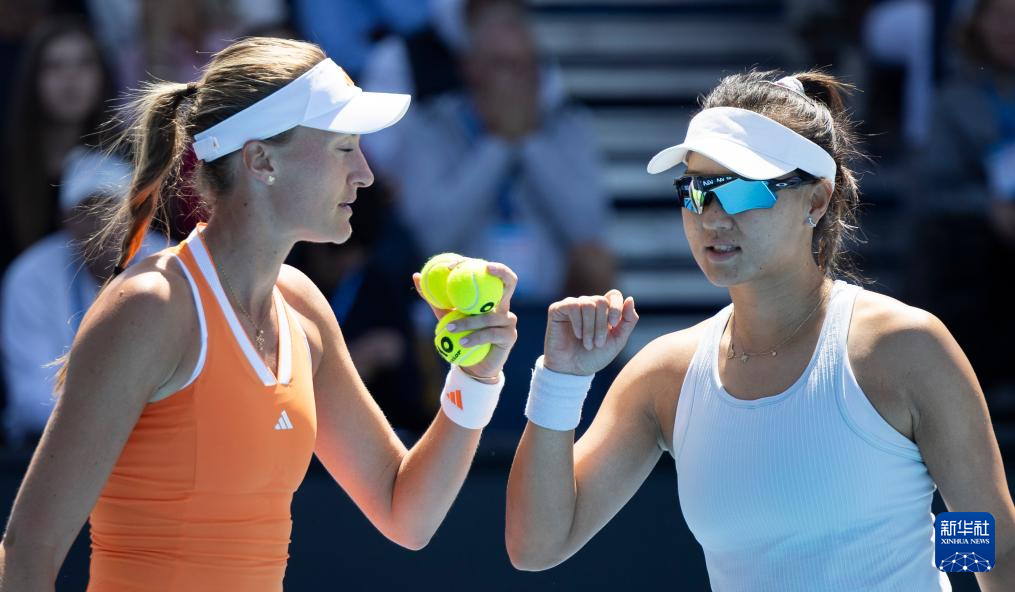 澳网：郭涵煜/姆拉德诺维奇女双首轮晋级