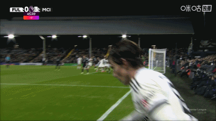 威尔逊助攻史密斯·罗头球破门,富勒姆半场补时扳回一球 威尔逊助攻史密斯·罗头球破门,富勒姆半场补时扳回一球