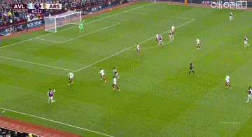 吓出冷汗!维拉边路横传廷伯铲球解围,拉亚反应不及皮球滑门而出 吓出冷汗!维拉边路横传廷伯铲球解围,拉亚反应不及皮球滑门而出