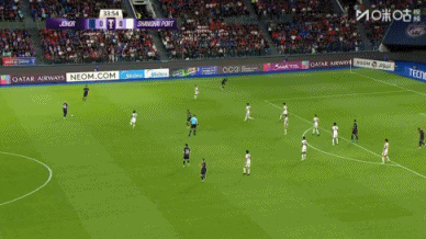 错失良机！加布里埃尔单刀奔袭半场，太过犹豫打门被门将扑出！