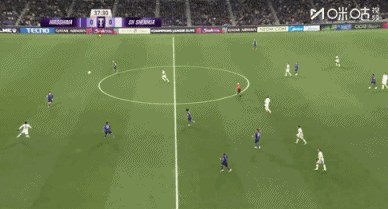 关键！鲍亚雄出击化解杰梅恩·良单刀，对手补射被朱辰杰门线解围