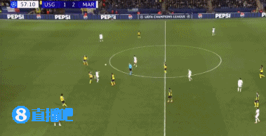 漂亮!格林伍德扣过防守球员抽射死角破门,本场梅开二度 漂亮!格林伍德扣过防守球员抽射死角破门,本场梅开二度