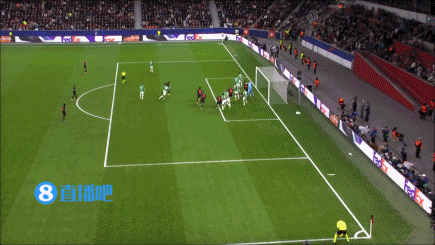 不走运,吉马良斯成为本赛季欧冠第16位打进乌龙球的球员 不走运,吉马良斯成为本赛季欧冠第16位打进乌龙球的球员