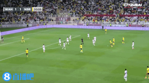 这球漂亮！科曼内切爆射破门，利雅得胜利2-1领先