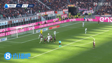 米兰进球无效！普利西奇补射破门，主裁判罚奇克推人犯规在先