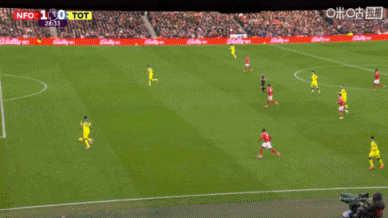 格雷送礼，热刺本赛季英超5次因失误导致丢球，仅少于狼队