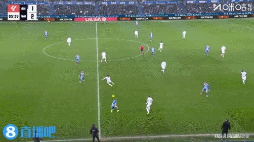 记者：西班牙足协将审查维尼修斯倒地未判点事件