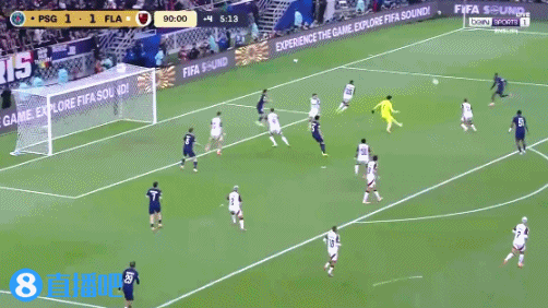 巴黎错失读秒绝杀！马尔基尼奥斯门前射门变解围