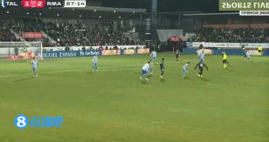 距C罗纪录只差1球了！对方门将脱手，姆巴佩远射破门！皇马3-1