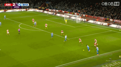 阿森纳丢球仍2-1领先布莱顿，阿亚里射门中柱，戈麦斯补射破门