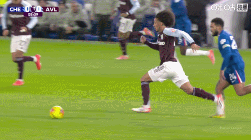 注意尺度！凯塞多铲倒卡马拉，裁判没有出牌