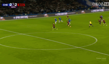 切尔西快速反击，内托传中，德拉普头球顶偏