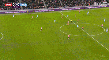 错失良机！谢尔基妙传，萨维尼奥抢点铲射打高了