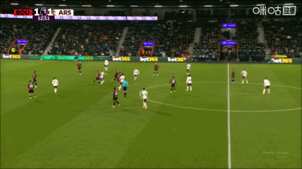 阿森纳反超比分！厄德高禁区内拿球横敲，赖斯跟进推射破门