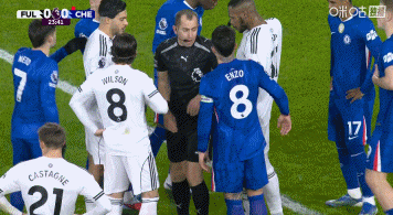 一带四!库库雷利亚红牌后,恩佐、托辛、帕尔默、富勒姆教练染黄 一带四!库库雷利亚红牌后,恩佐、托辛、帕尔默、富勒姆教练染黄