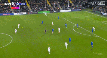 未能破僵!威尔逊低射破门,但VAR确认越位在先进球无效 未能破僵!威尔逊低射破门,但VAR确认越位在先进球无效