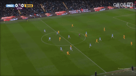 关键！鲁特尔单刀机会，胡桑诺夫奋力回追封堵