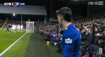 十人蓝军扳平!德拉普角球机会补射破门,打进代表切尔英超首球 十人蓝军扳平!德拉普角球机会补射破门,打进代表切尔英超首球