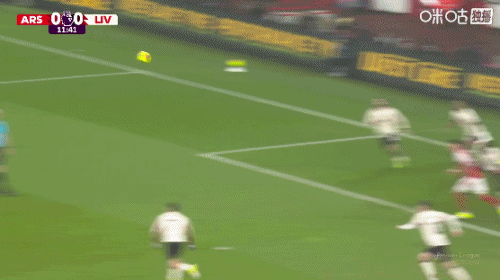 早早染黄！维尔茨第12分钟造特罗萨德黄牌