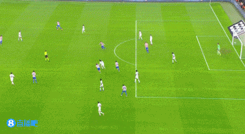 卡马文加后场被断，马竞门前三连击分别被扑、被封堵、打偏出底线