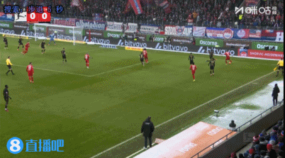 这球帅炸！海登海姆前锋不停球凌空倒钩破门，队友抱头不敢置信