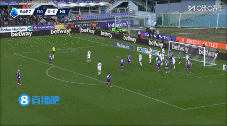 米兰第65分钟落后！科穆佐头球破门，AC米兰0-1落后佛罗伦萨