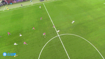 将功补过！拉菲尼亚失单刀后破门，费尔明助攻，巴萨率先破门