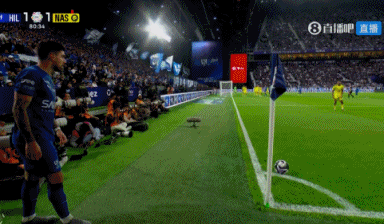 无了？新月进球2-1反超十人利雅得胜利，随后C罗也被替换下场