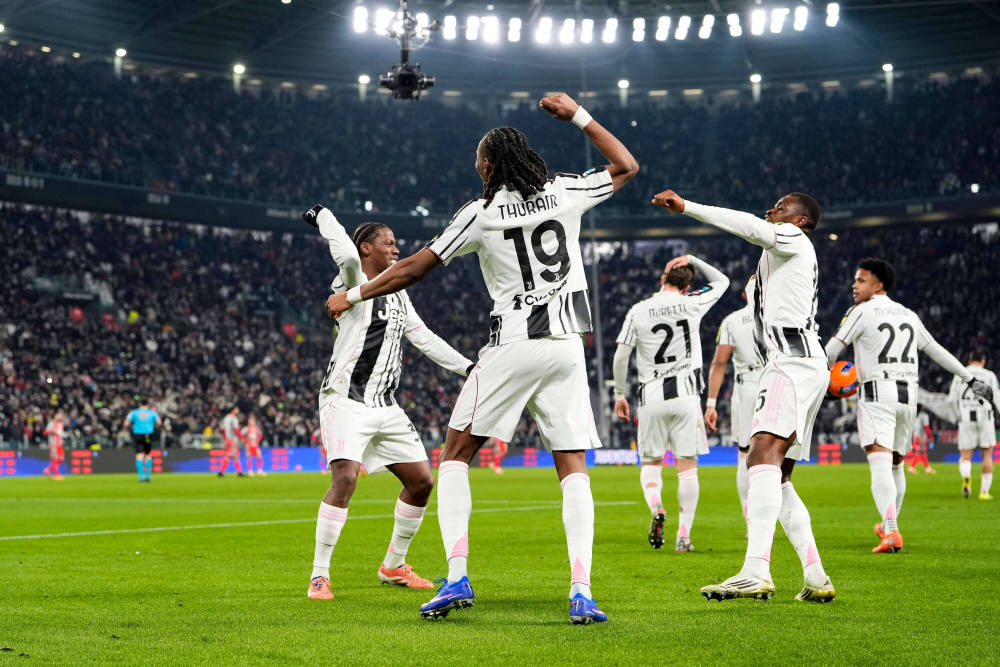 意甲综合：尤文图斯5球大胜克雷莫内塞