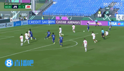 没有点球！约旦U23门将出击铲倒日本球员，裁判回看VAR改判没犯规